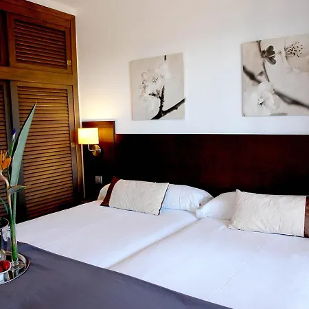 Palmera 2*