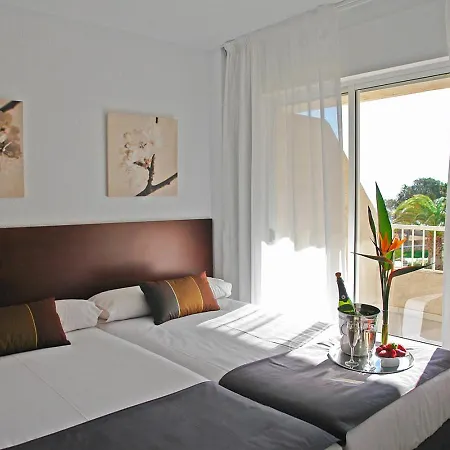 Palmera Aparthotel 3*