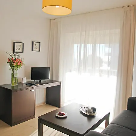 Palmera Aparthotel 3*