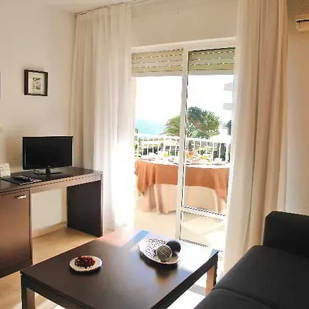 Aparthotel Palmera 2*
